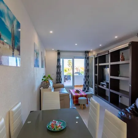 ¡nuevo! Coqueto Apartamento De 3 Habitaciones. Apartment